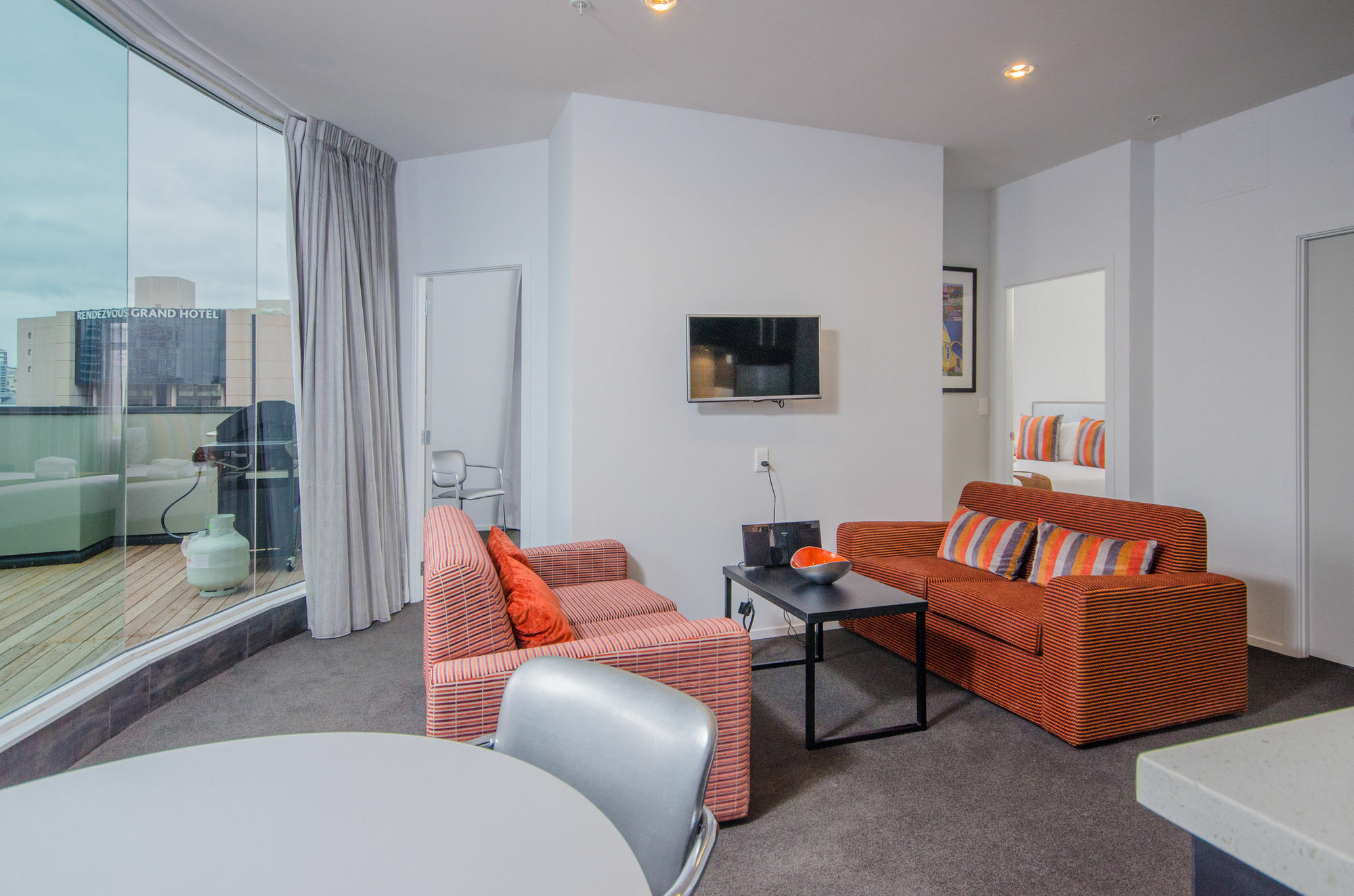 Ramada Suites By Wyndham Auckland - Federal Street 외부 사진