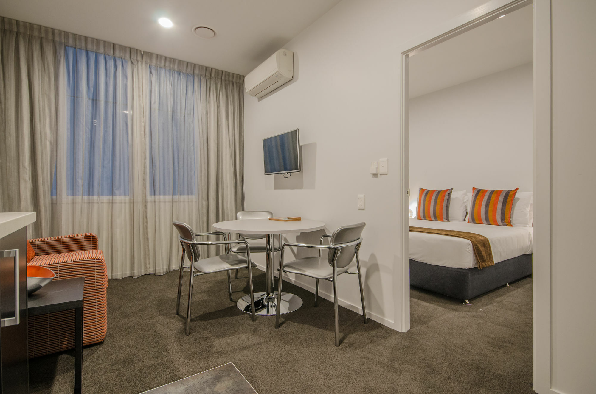 Ramada Suites By Wyndham Auckland - Federal Street 외부 사진