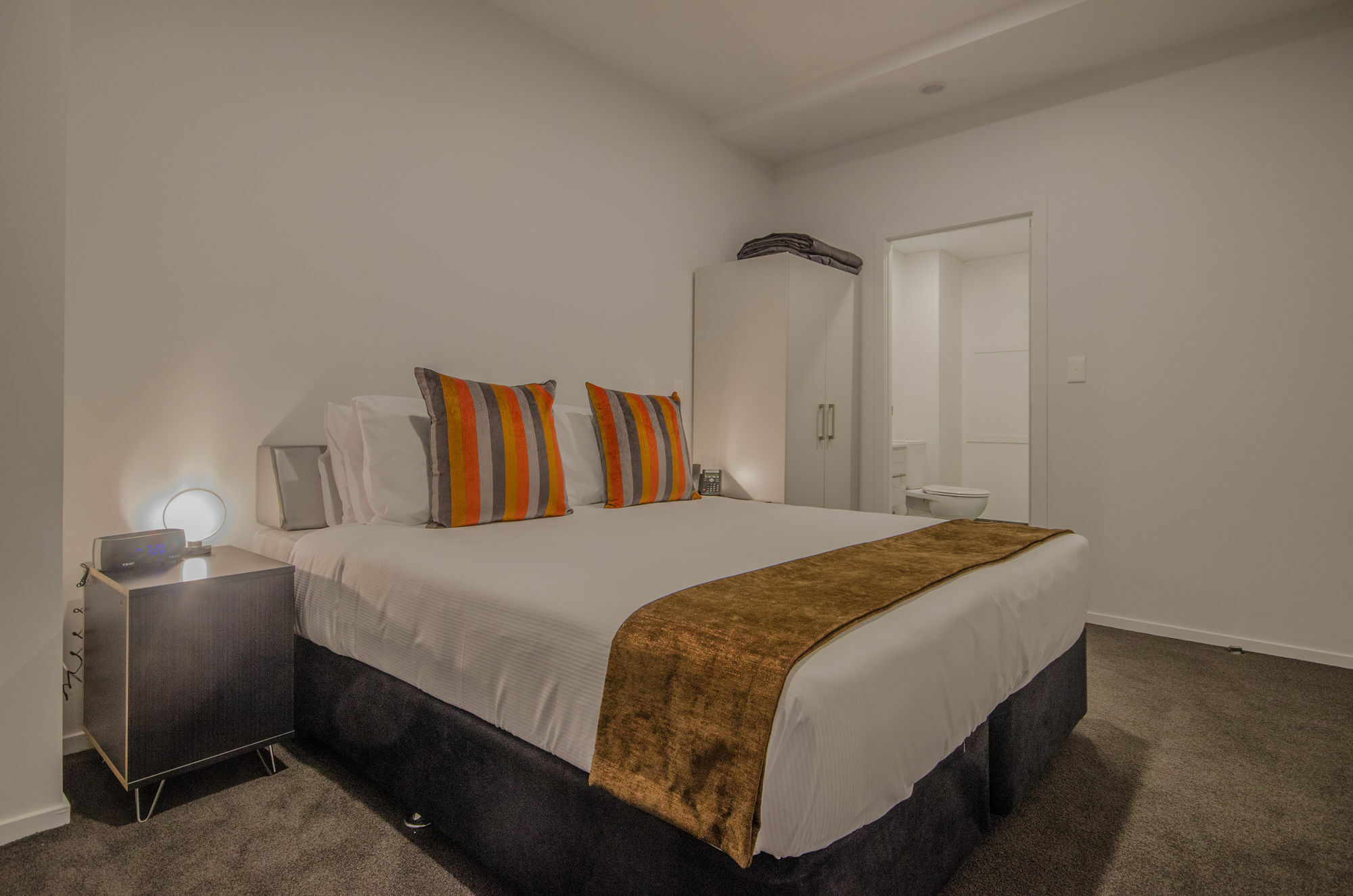 Ramada Suites By Wyndham Auckland - Federal Street 외부 사진